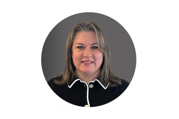 professional photo of Lisa Johnson